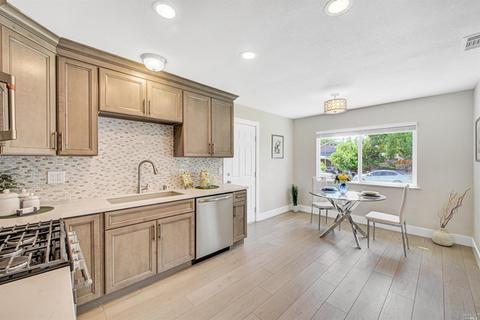 269 Circle Dr, Vacaville, CA 95688 photo 19