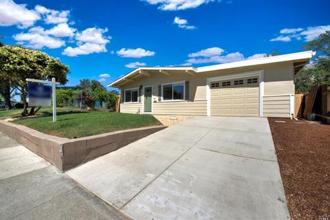 269 Circle Dr, Vacaville, CA 95688 photo 4