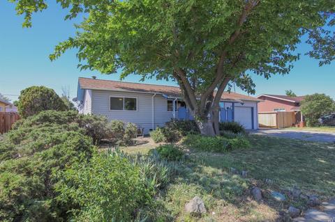 1613 Henry St, Fairfield, CA 94533 photo 2