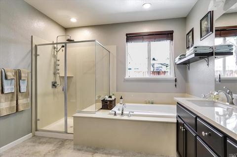 81 Parkfield Ct, Oakley, CA 94561 photo 33