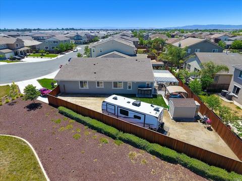81 Parkfield Ct, Oakley, CA 94561 photo 4