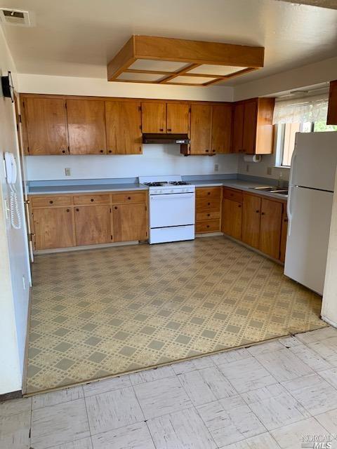 970 Polaris Dr, Windsor, CA 95492 photo 3