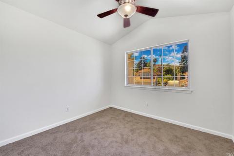 207 Shadowhawk Ct, Vacaville, CA 95688 photo 26