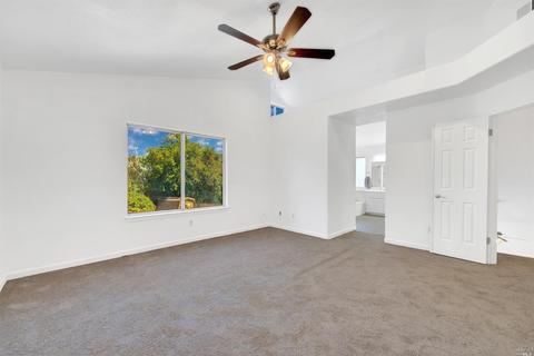 207 Shadowhawk Ct, Vacaville, CA 95688 photo 31
