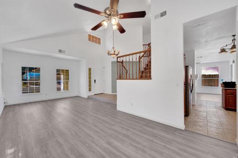 207 Shadowhawk Ct, Vacaville, CA 95688 photo 7
