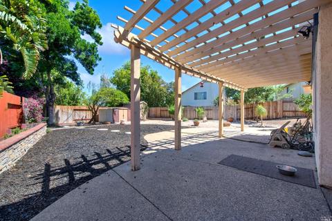 207 Shadowhawk Ct, Vacaville, CA 95688 photo 35