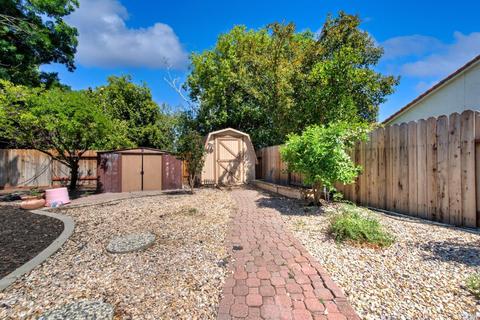 207 Shadowhawk Ct, Vacaville, CA 95688 photo 45