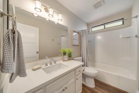 132 Melva Ct, Windsor, CA 95492 photo 21