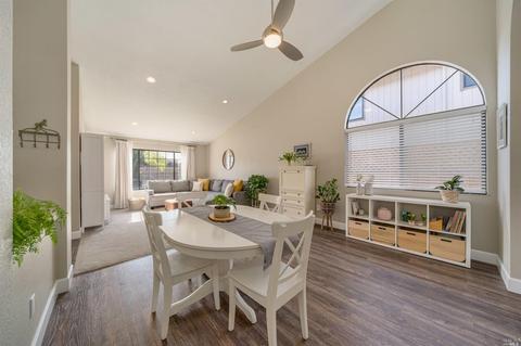 132 Melva Ct, Windsor, CA 95492 photo 6