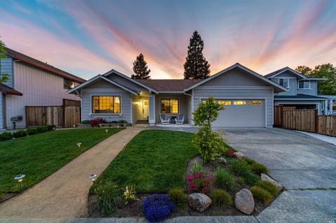132 Melva Ct, Windsor, CA 95492 photo 1