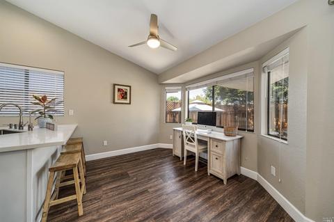 132 Melva Ct, Windsor, CA 95492 photo 16