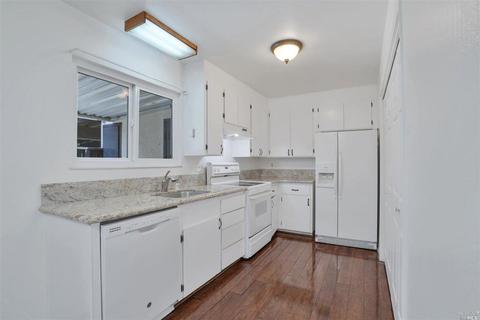 3422 Willis Dr, Napa, CA 94558 photo 6