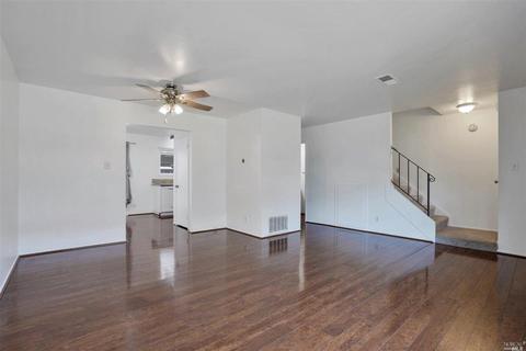 3422 Willis Dr, Napa, CA 94558 photo 2