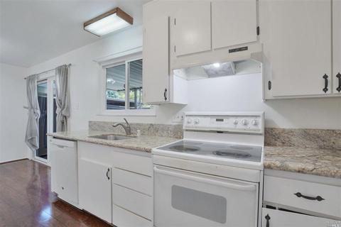3422 Willis Dr, Napa, CA 94558 photo 5