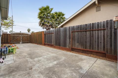 809 Maple Dr, Petaluma, CA 94954 photo 35