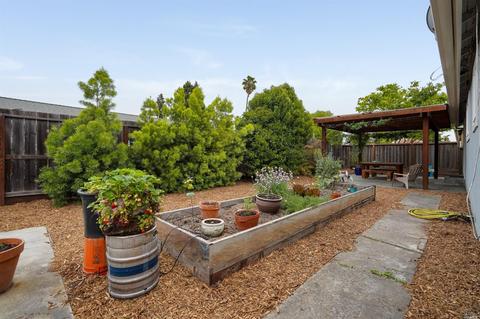 809 Maple Dr, Petaluma, CA 94954 photo 34