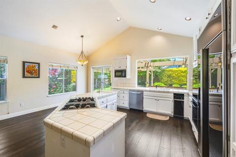 109 Candace Ct, Windsor, CA 95492 photo 15