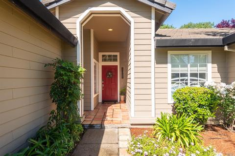 749 Willowood Way, Windsor, CA 95492 photo 2