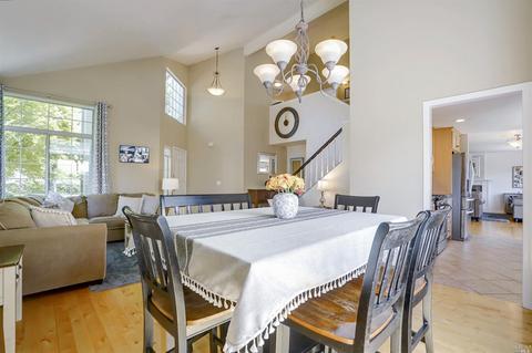 9213 Piccadilly Cir, Windsor, CA 95492 photo 19