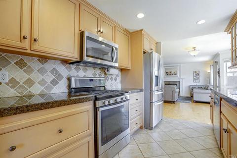 9213 Piccadilly Cir, Windsor, CA 95492 photo 14