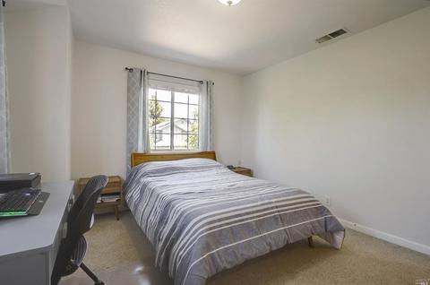 9213 Piccadilly Cir, Windsor, CA 95492 photo 26