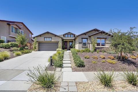 691 Elderberry Loop, Vacaville, CA 95688 photo 2