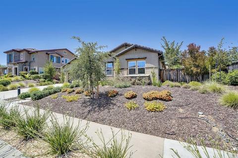 691 Elderberry Loop, Vacaville, CA 95688 photo 4