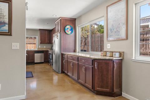 1110 Granada St, Vallejo, CA 94591 photo 15