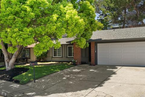 1110 Granada St, Vallejo, CA 94591 photo 2