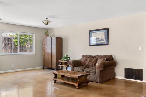 1110 Granada St, Vallejo, CA 94591 photo 6