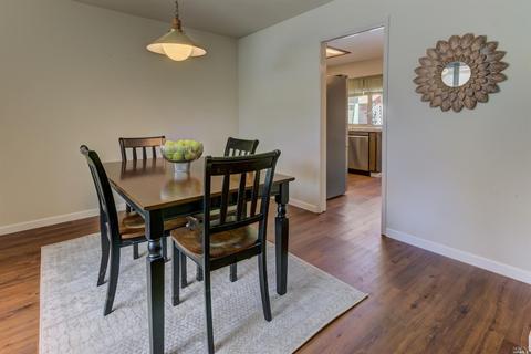1604 Foothill Pl, Fairfield, CA 94534 photo 10