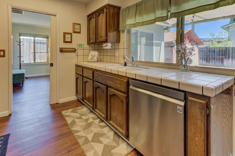 1604 Foothill Pl, Fairfield, CA 94534 photo 15