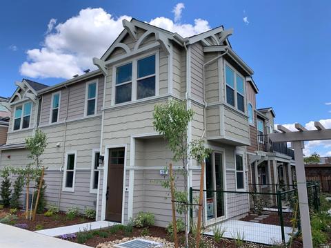 2598 1st St #E, Napa, CA 94558 photo 1