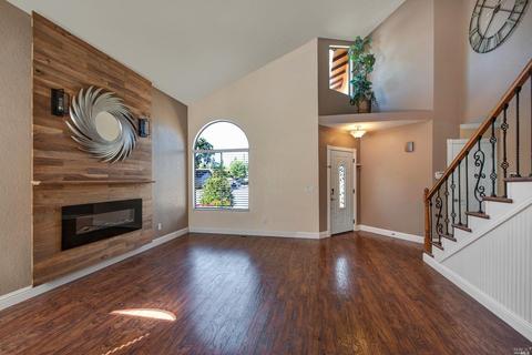 203 Othello Ct, Windsor, CA 95492 photo 7