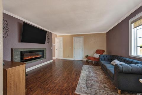 203 Othello Ct, Windsor, CA 95492 photo 15