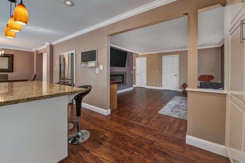 203 Othello Ct, Windsor, CA 95492 photo 13