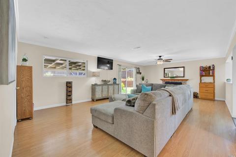1542 Basque Ct, Napa, CA 94559 photo 10