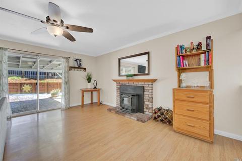 1542 Basque Ct, Napa, CA 94559 photo 15