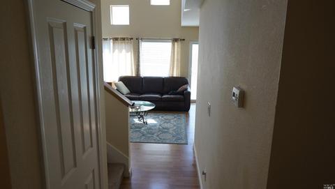 434 Jade Cir, Vallejo, CA 94590 photo 9