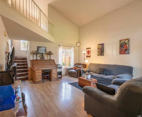 248 Cimarron Dr, Vallejo, CA 94589 photo 4