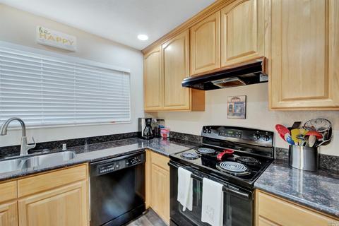 550 Silver Dr, Vacaville, CA 95687 photo 28