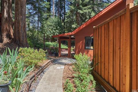 2673 Joy Rd, Occidental, CA 95465 photo 2