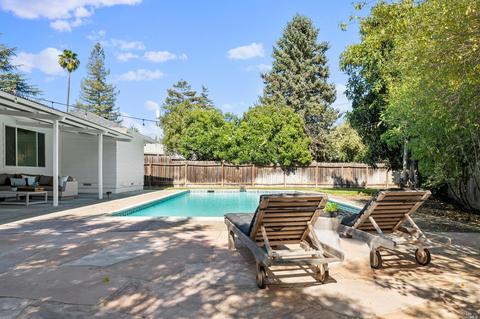 515 Este Madera Ln, Sonoma, CA 95476 photo 27