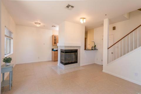 45 Chaucer Ln, Fairfield, CA 94533 photo 9