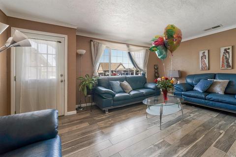 146 Wendy St, Vallejo, CA 94589 photo 7