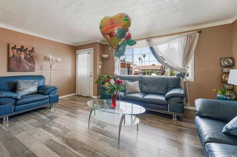 146 Wendy St, Vallejo, CA 94589 photo 9