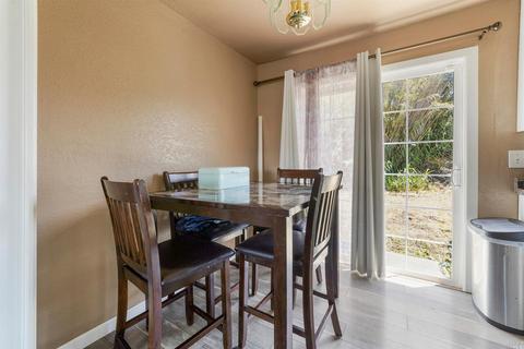 146 Wendy St, Vallejo, CA 94589 photo 10