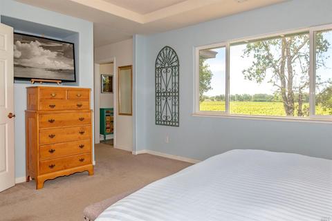 562 Peppertree Dr, Windsor, CA 95492 photo 22