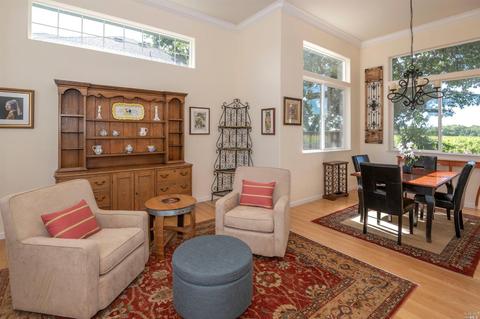 562 Peppertree Dr, Windsor, CA 95492 photo 8