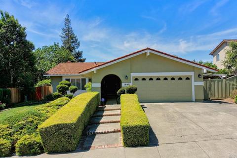 1645 Moraga Dr, Fairfield, CA 94534 photo 2